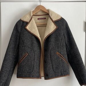 Comptoir Des Cotonniers Gray Jacket with Sherpa Lining and Brown Trim